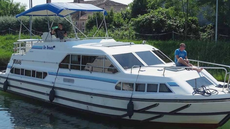 Crusader för upp till 6 personer