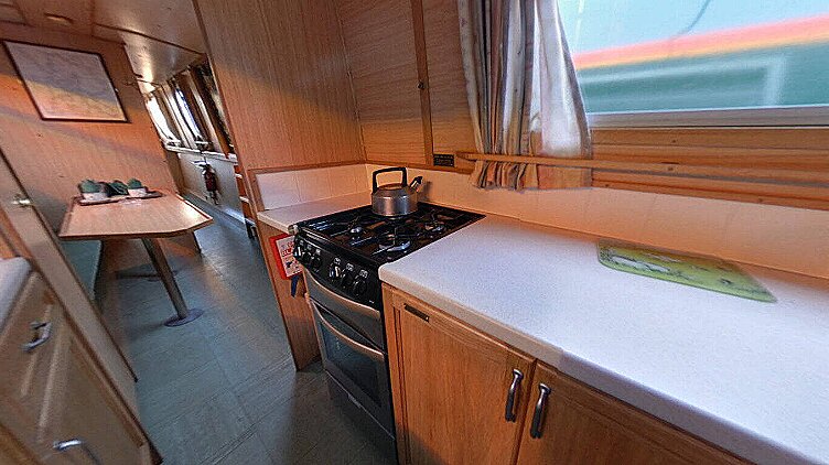 Owl/Wagtail, 8-10 personer